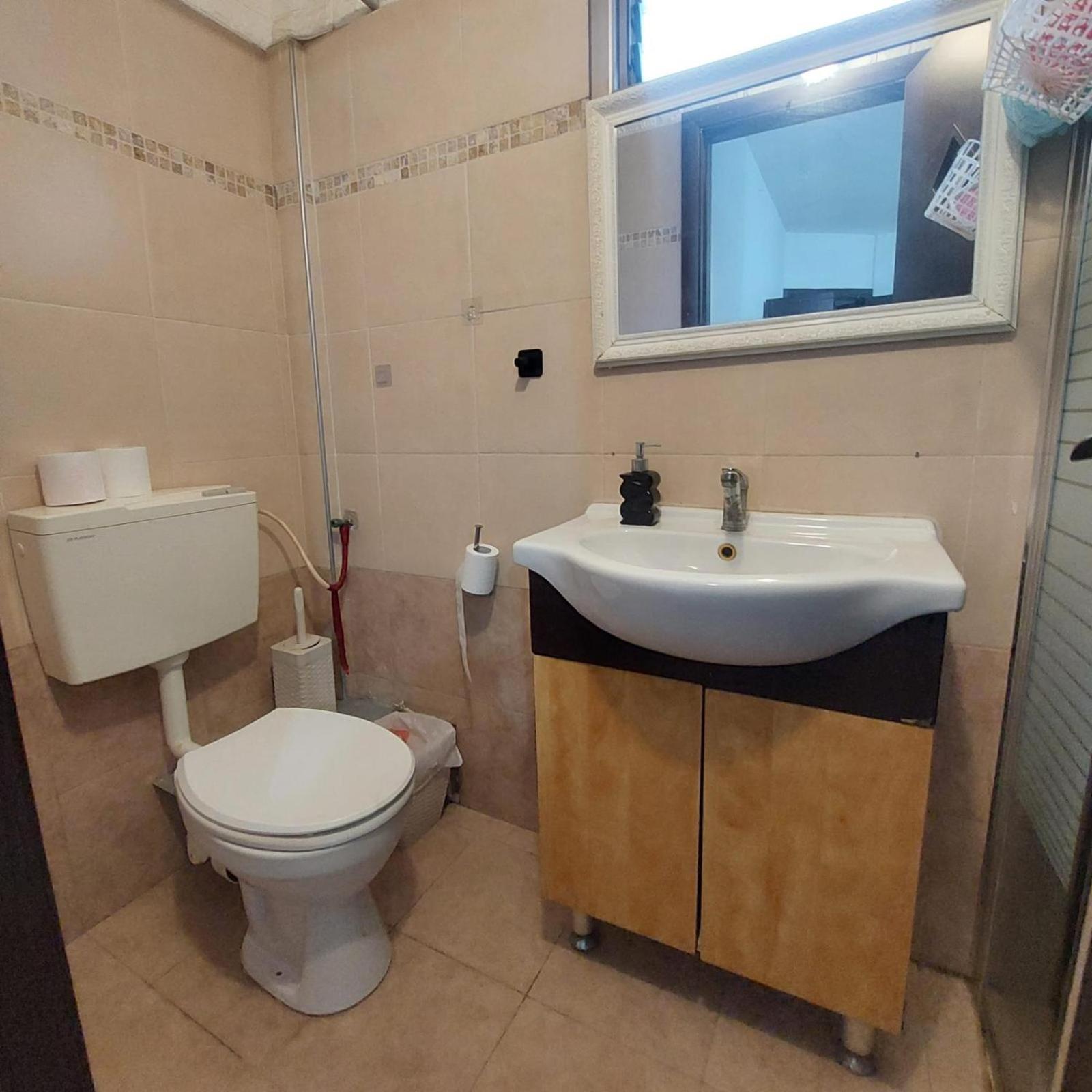 Star Guest- House Hotell Or Yehuda Exteriör bild