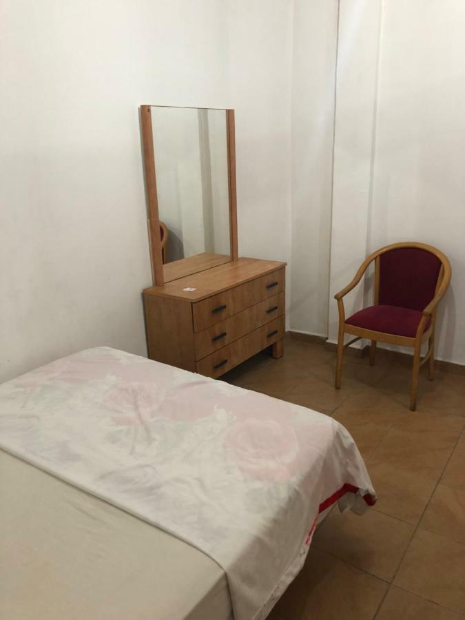 Star Guest- House Hotell Or Yehuda Exteriör bild